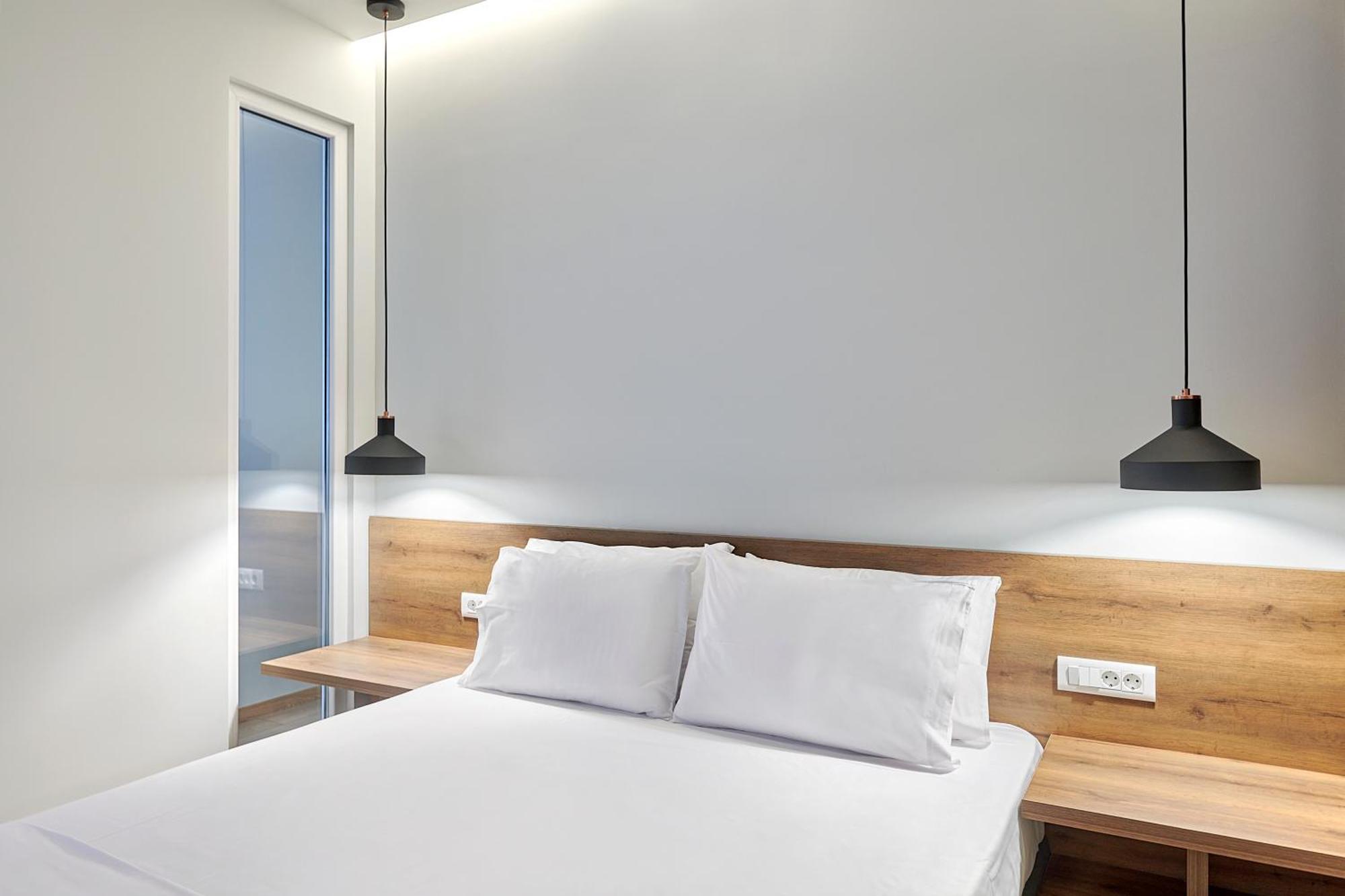 City-Center Apartment In Vibrant Monastiraki, Афины Экстерьер фото