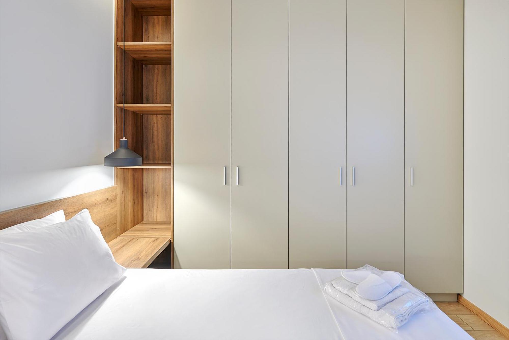 City-Center Apartment In Vibrant Monastiraki, Афины Экстерьер фото