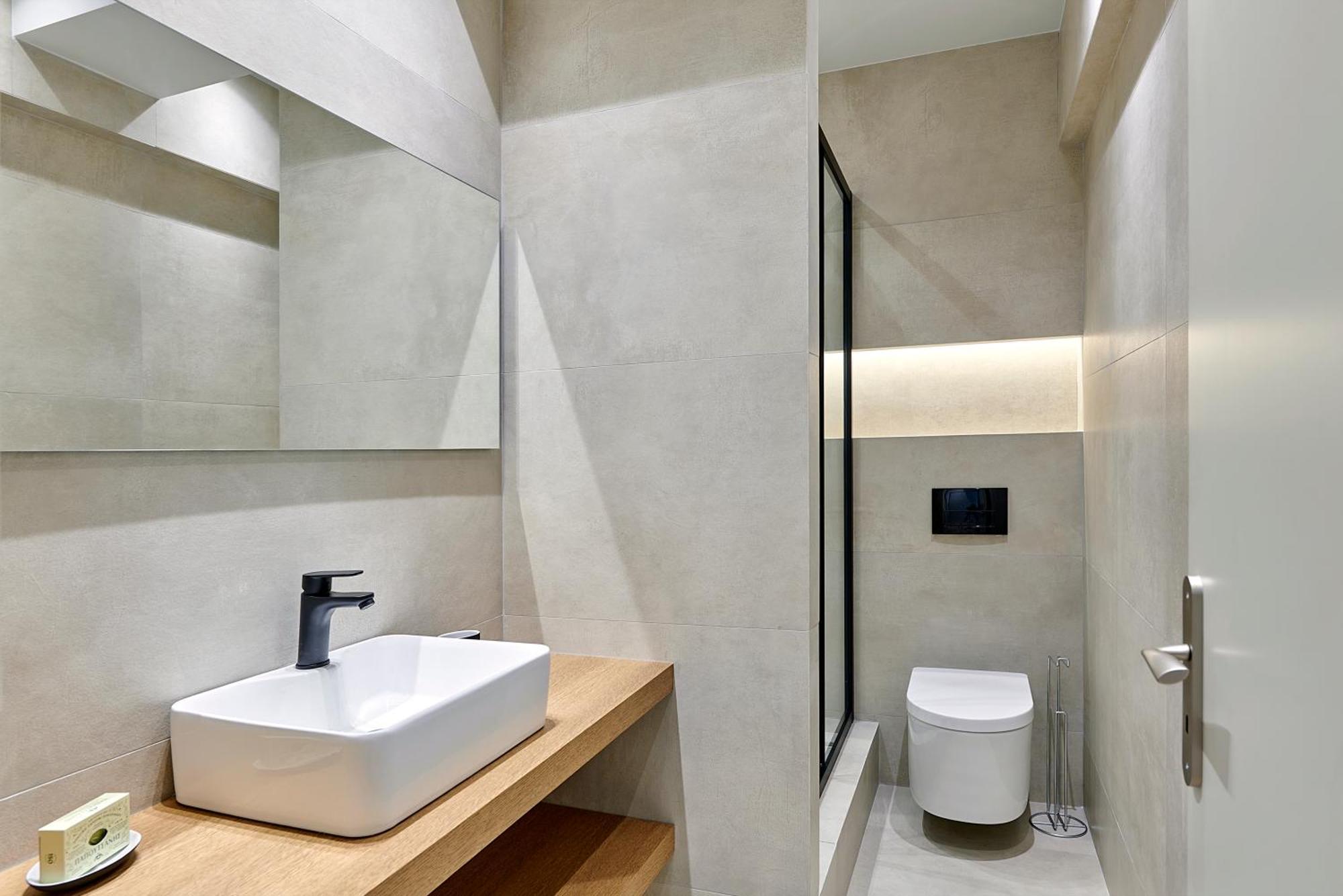 City-Center Apartment In Vibrant Monastiraki, Афины Экстерьер фото